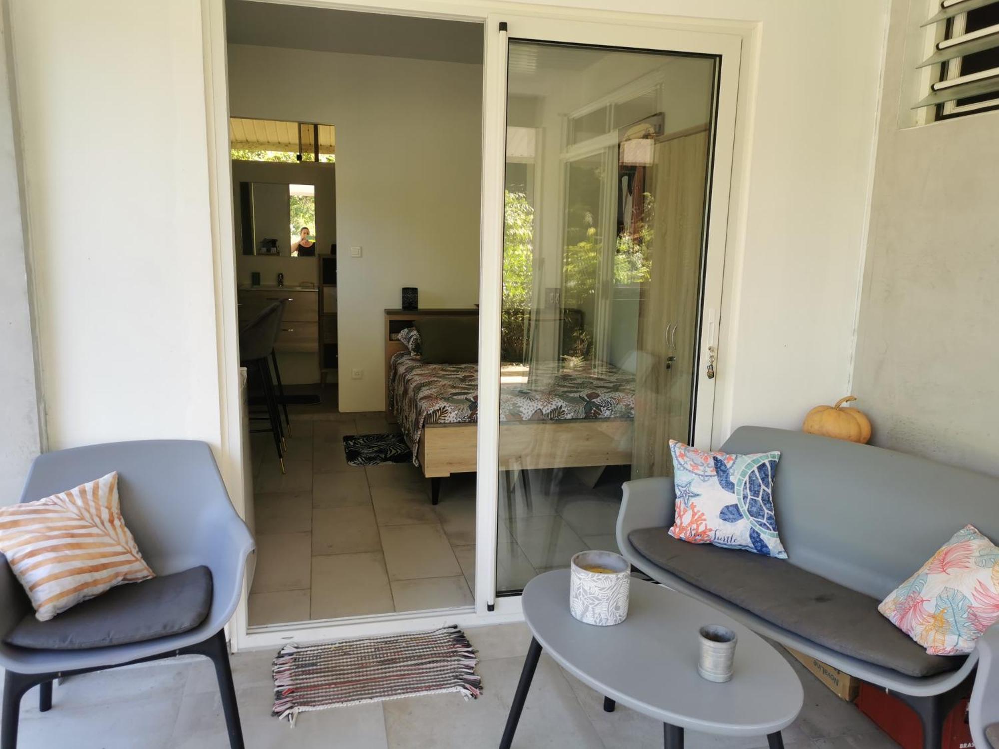 Fare Kairos Apartment อุตูโรอา ภายนอก รูปภาพ